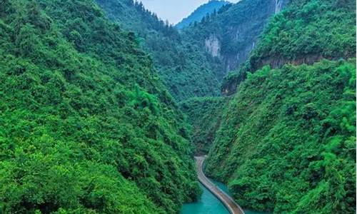 夏天适合去的旅游景点_夏天适合去的旅游景点有哪些